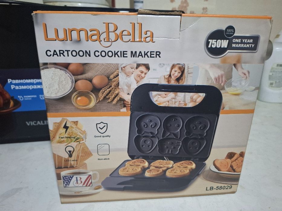 Вафельница LumaBella