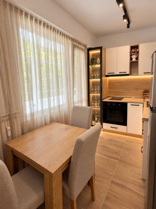 Дава се под наем Двустаен апартамент в София, Света Троица - 69 кв.м за 500 € - Снимка #1