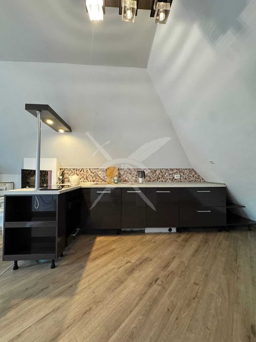 Продава се Тристаен апартамент в Бургас, Зорница - 118 кв.м за 1578 €/кв.м - Снимка #4