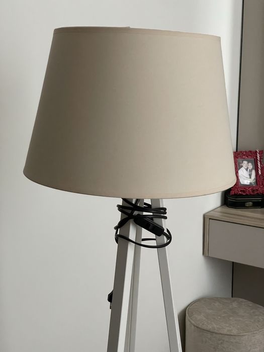 Торшер в отличном состоянии