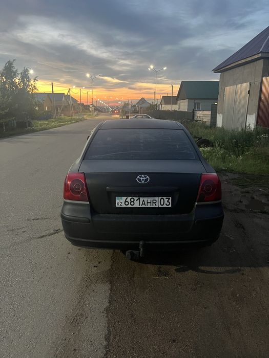 Продам тойота авенсис