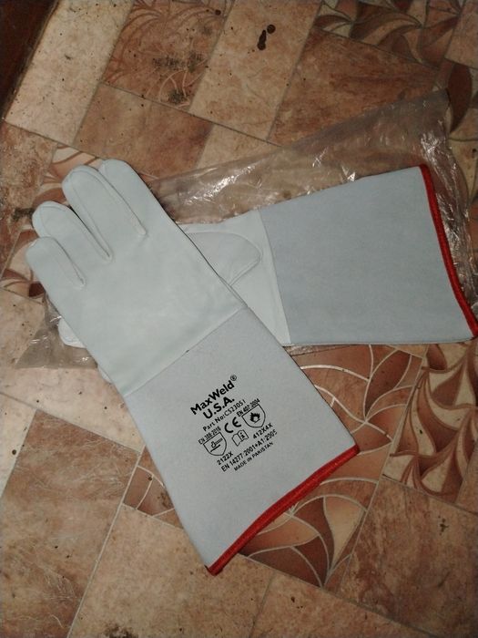 Продам аргоновые 2 тенге