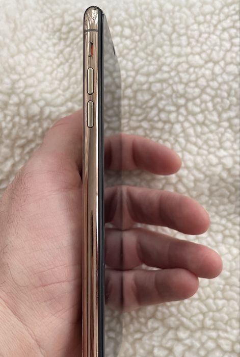 Iphone XS Max  64 gb baterie 81%