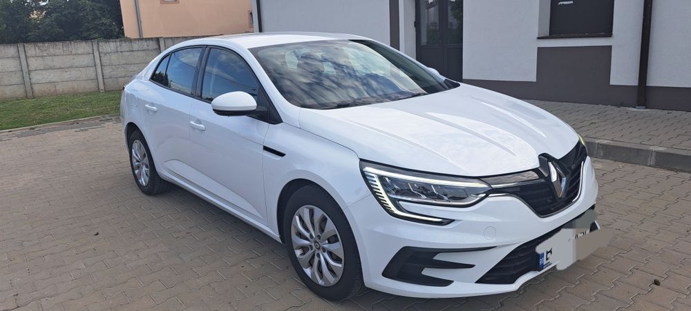 RENAULT Megane 2022 — imagine 3