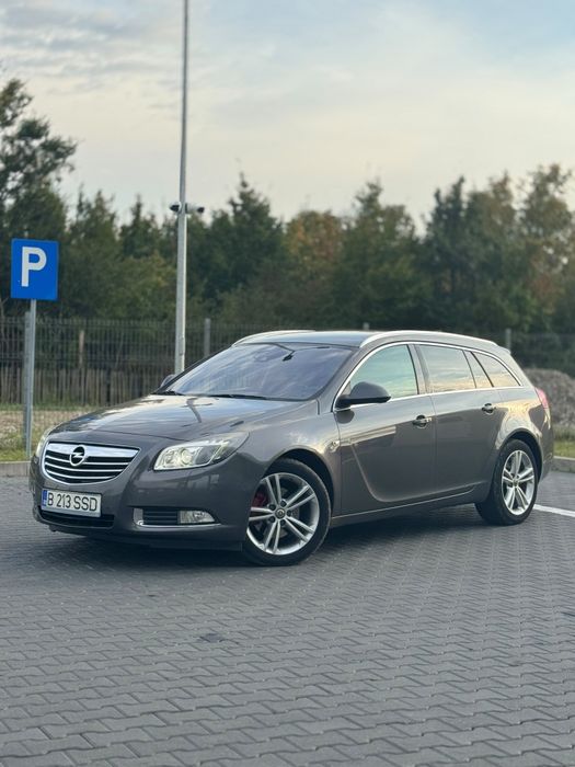 Opel Insignia 2012 , 2.0 Diesel 4x4 Biturbo