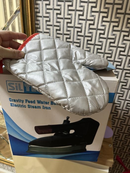 Gravity Feed Утюг Water Bottle Electric Steam Iron (модель SR-96)