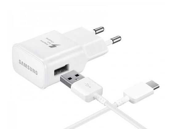 Samsung зарядно 15W Fast Charge + USB Type-C кабел