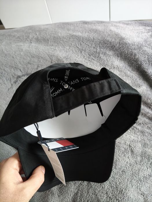 Tommy Jeans șapcă unisex neagra cu logo brodat marime OS noua originala