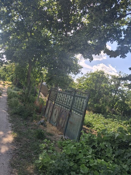 Se vinde casa bătrânească