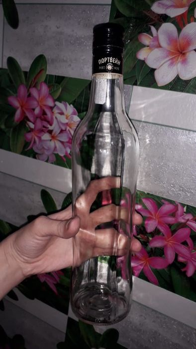Бутылки 0.7 стеклчные