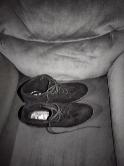 Велурени обувки с ток на New Yorker