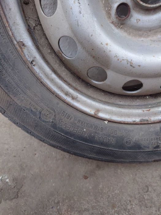 Vand roti  auto logan si remorca