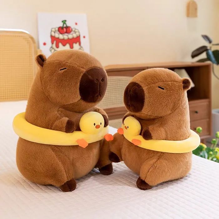 Плюшена играчка Капибара 25см/35см/45см с пояс Пате