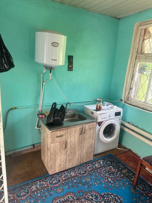 Продается  жилой дом с мебелью.