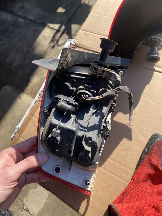 Lampa stop tripla spate Audi A4 B7 sedan