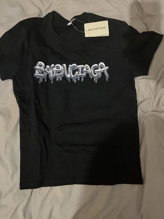 Чисто нова тениска на Balenciaga