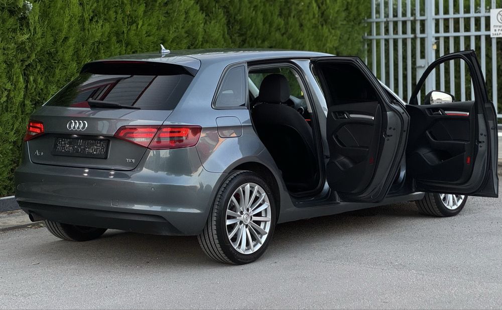 Audi A3 2013 - AMBIENTNO/navi