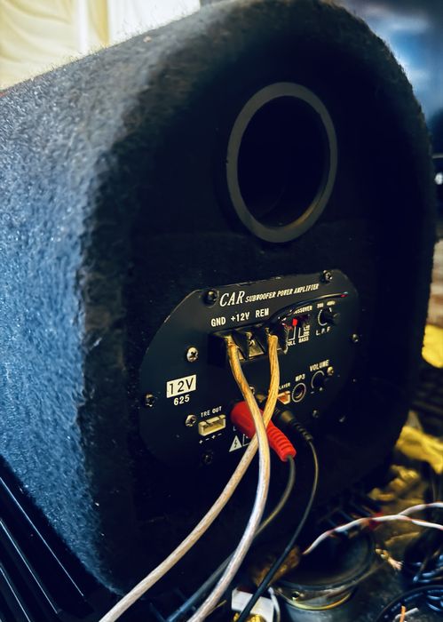 Сабвуфер саб бочка с усилителем