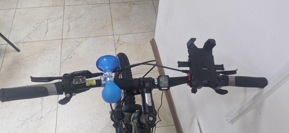 Велосипед,  очень хорошего качества ,бренд.