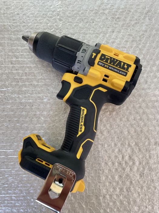 DeWALT DCD 805 XR.  Filetanta / Masina de Gaurit Original Nou !