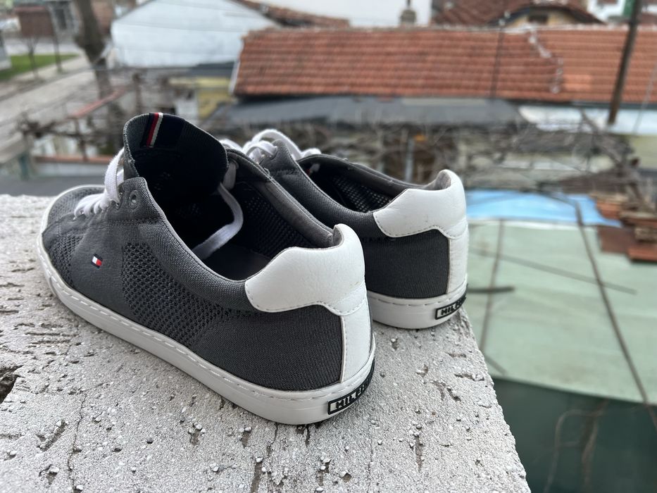 Tommy Hilfiger Gray 44