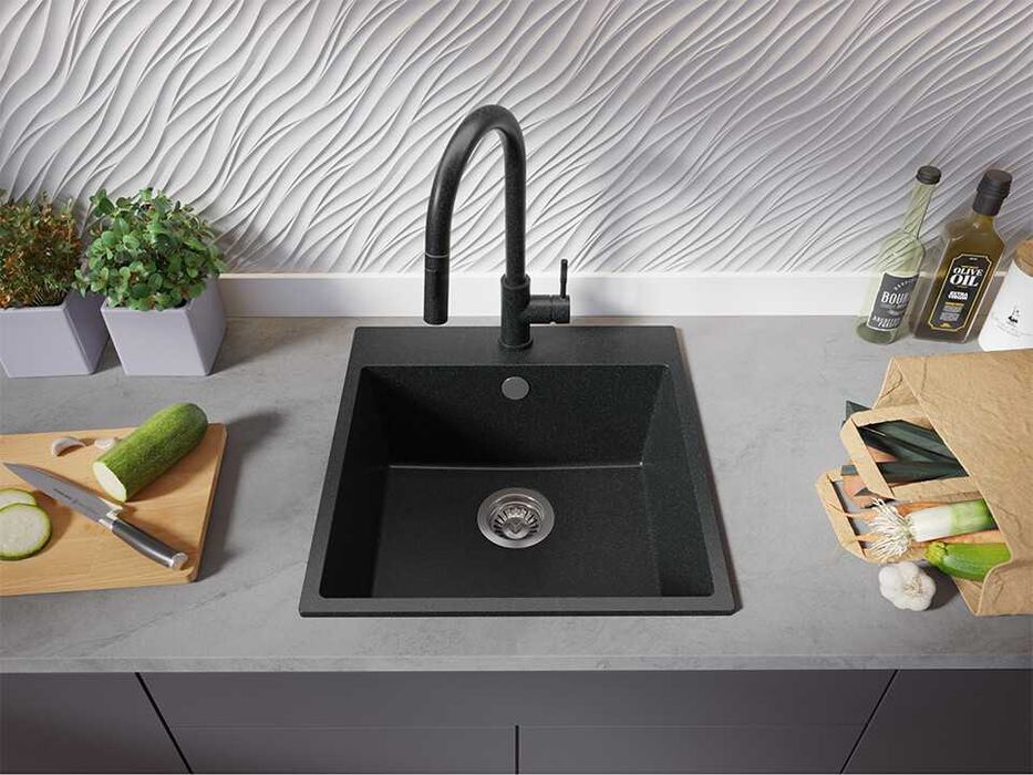 Черна Кухненска Мивка от гранит модел Рига Easy 380 x 440 mm