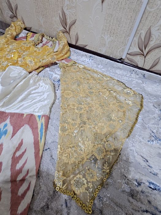 Kelin uchun troyka adras