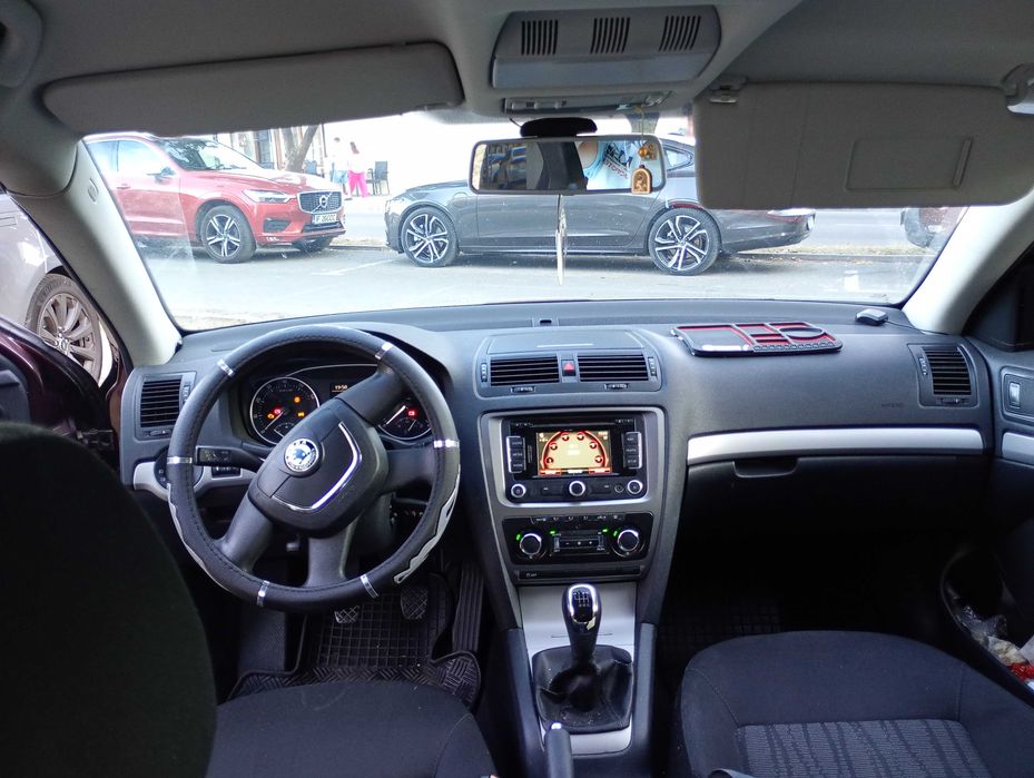 Se vinde Skoda Octavia facelift 2012