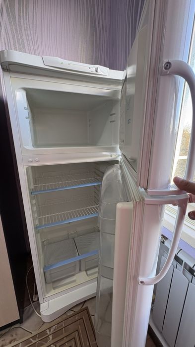 Холодильник Продам