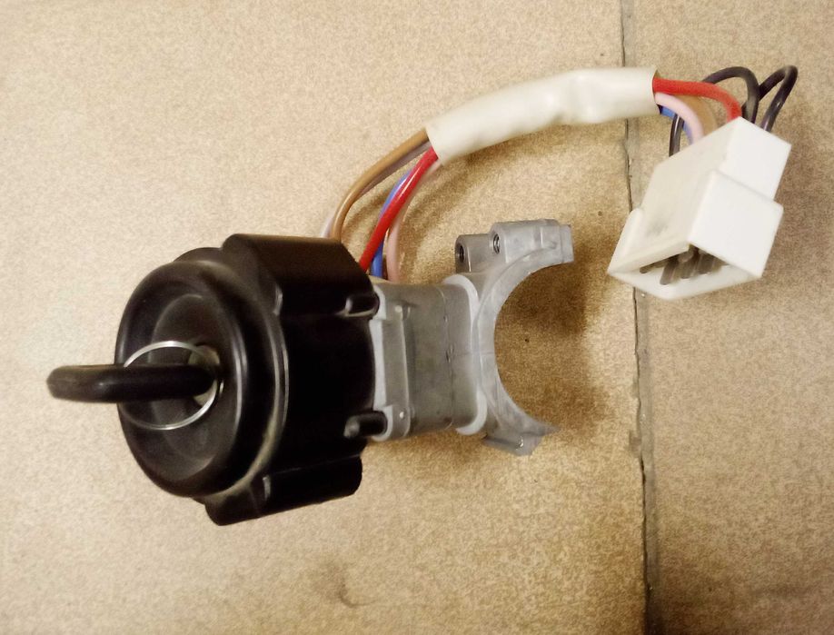 Ключ зажигания,,,