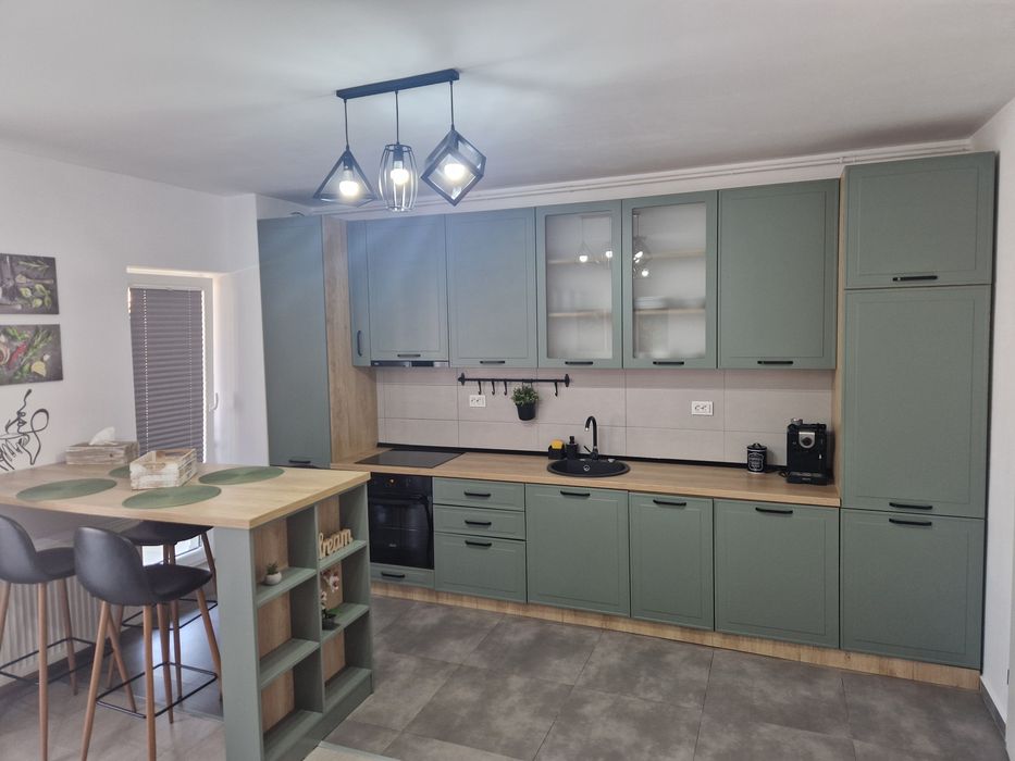 Inchiriere apartament 2 camere bloc Eleven, cartier Tractorul - Coresi