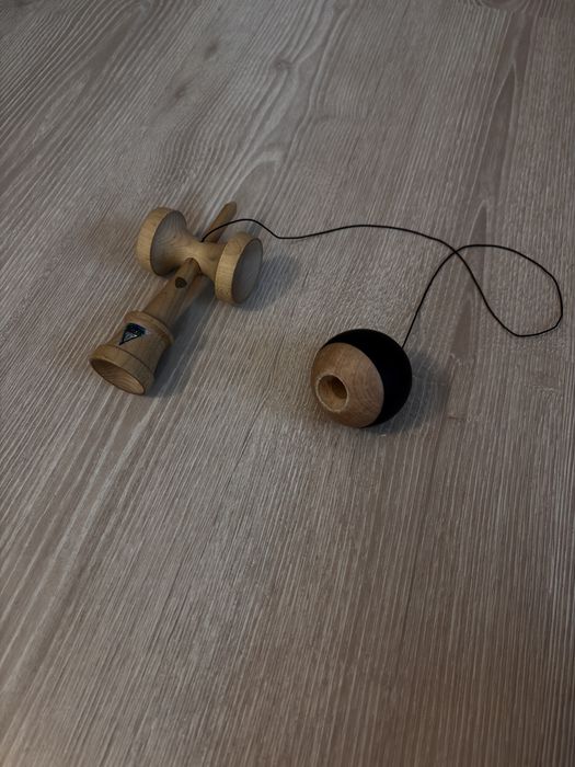 Kendama Ken LAMBO cu tama neo clear