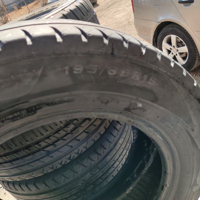 Продам шины 4 штуки б/у