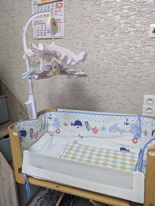 Музикална въртележка с пеперудки за бебе