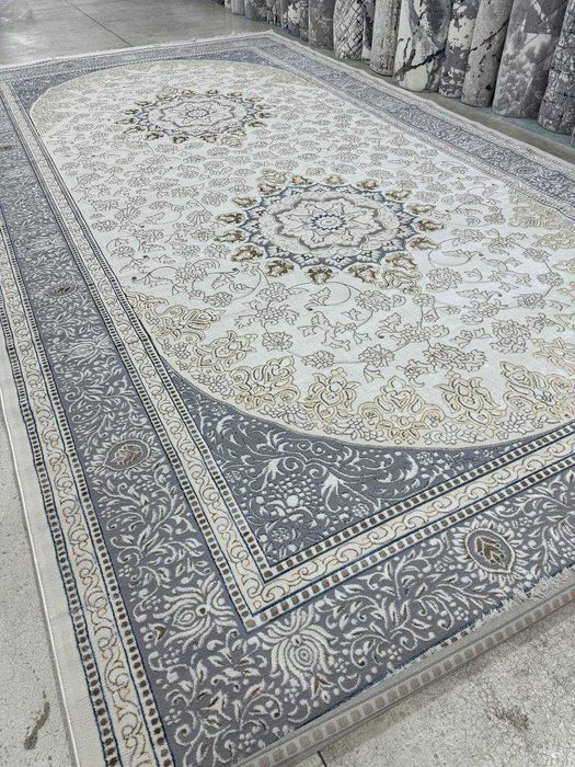 Gilamlar//Ковёр//Ковролан eng sifatli gilamlar va arzon gilamlar bizda