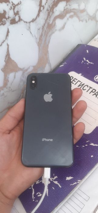 Iphone xs ideal yonlari qirilmagan