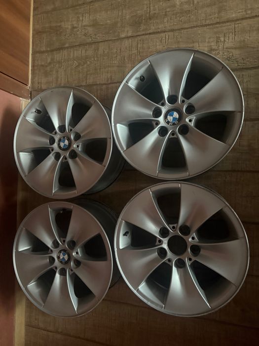 Vand set jante BMW R16, pret negociabil , predare personala Constanta