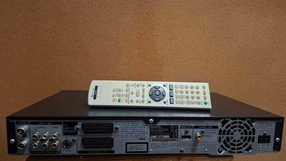 DVD Recorder cu HDD 160GB Sony RDR-HX650 – Ieșire HDMI / Full HD 1080p