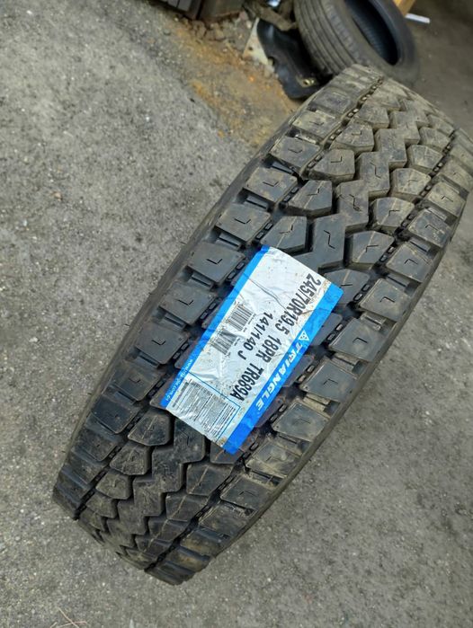 245/70R19,5 Рул. Вед. PR18