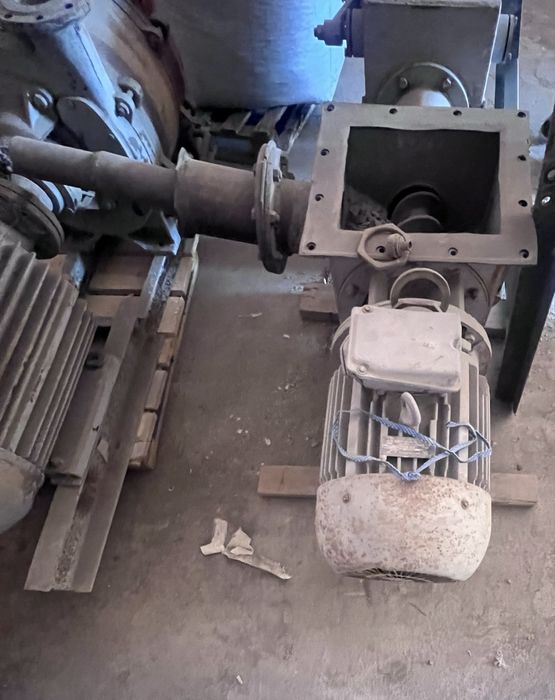 Срочно продам б/у моторы