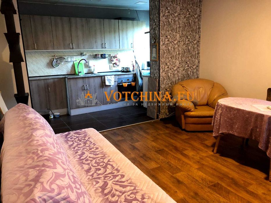Продава се Къща в с. Батово, Област Добрич - 208 кв.м за 448 €/кв.м - Снимка #4