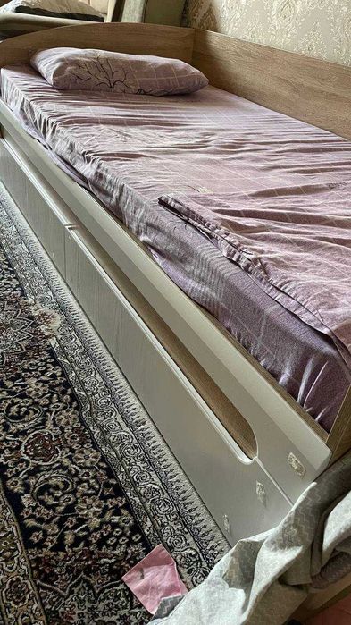 Кровать детская/подростковая деревянная. Спальное место 90*200