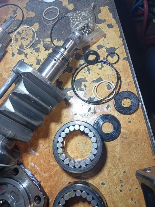 Reparati casete directie camioane