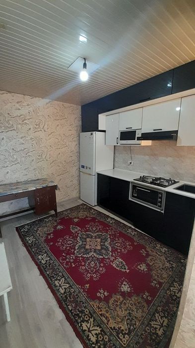 Hovli sotiladi Uchastok sotiladi