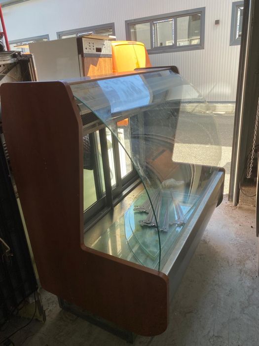 Хладилни витрини КАСПА