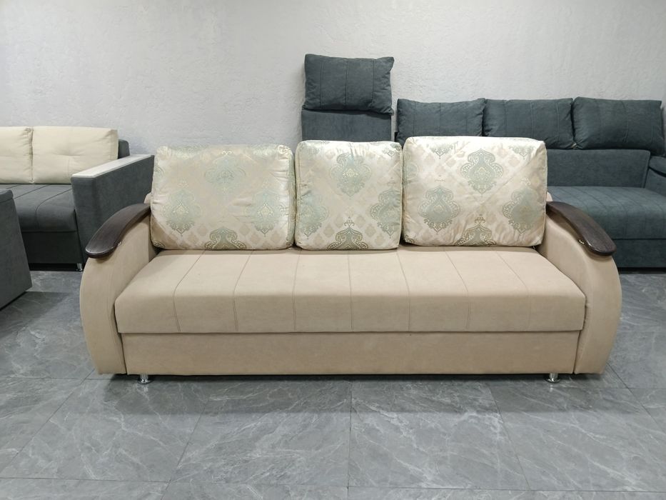 Акция Продам шикарный диван