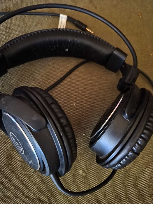 Casti Audio-Technica ATH-AVC500