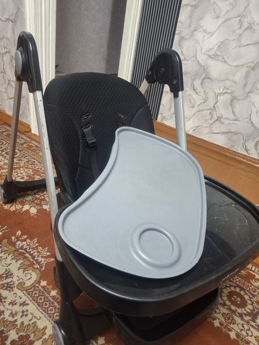 Детский столик регулируемый