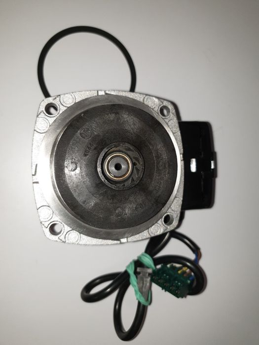 Pompa Recirculare Wilo VPAR 15/6 Vaillant VU,VUW,TURBOTEC