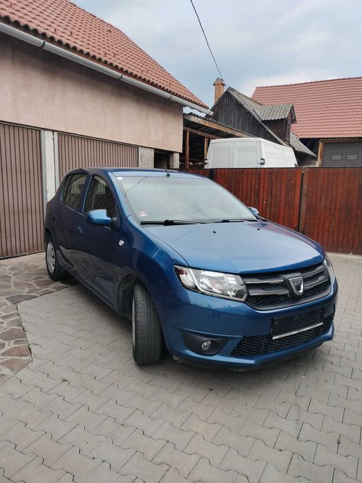 Mașină, Dacia Sandero Laurette,2013